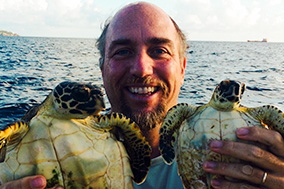 Paul-Jobsis-with-Hawksbill-new-recruits-index