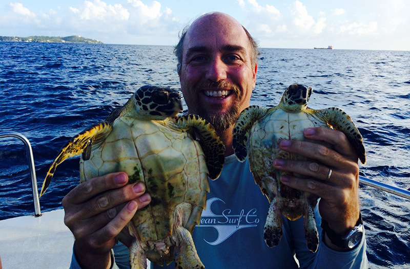 Paul-Jobsis-with-Hawksbill-new-recruits-rev