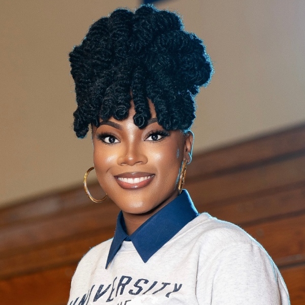 Headshot of Trevincia Browne
