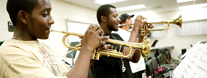 Major in music education to promote the performing arts. 